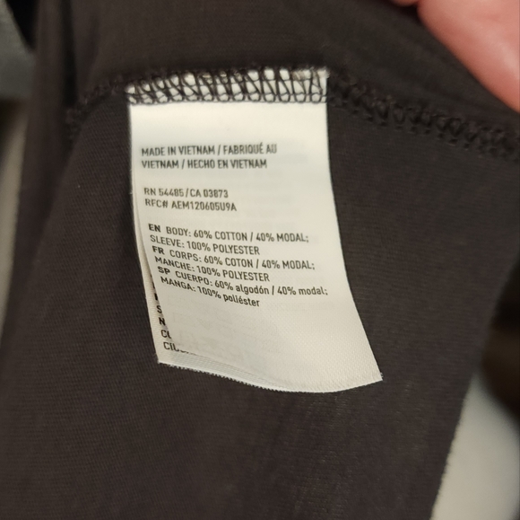 ๐ 3 for $15 Deal! ๐American Eagle Outfitters gray with sequin sleeves XS - Picture 7 of 7